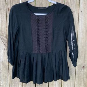 Doe & Rae Black 3/4 Sleeve Peplum Top